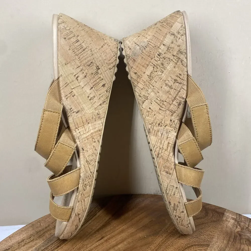 Crocs A leigh Womens Cork Brown Size 10 Heeled Strappy Sandals